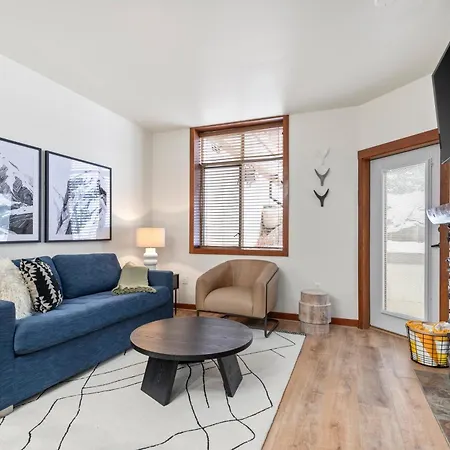 Powderhorn Lodge 102: Sego Lily Suite